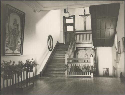 Internal staircase, Stuartholme School, Toowong, Queensland, ca. 1949 [picture] / E.W. Searle