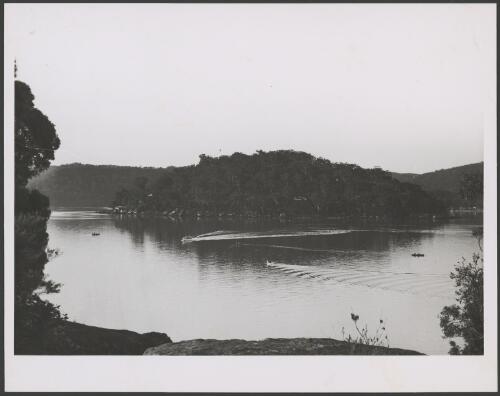 Dangar Island, Hawkesbury River, New South Wales, ca. 1935 [picture] / E.W. Searle