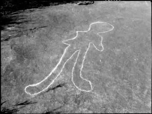 Rock carving of an unidentified shape, New South Wales, ca. 1935 [picture] / E.W. Searle