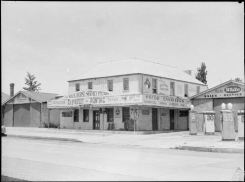Black Horse Service Station, Windsor Street, Richmond, New South Wales, ca. 1935, 2 [picture] / E.W. Searle