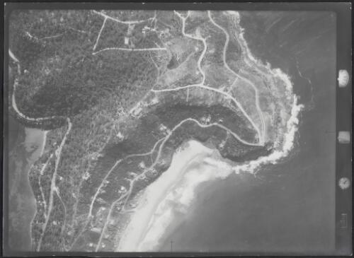 Part of mosaic used to create an aerial view of Palm Beach, Broken Bay, New South Wales, ca. 1939, 8 [picture] / E.W. Searle