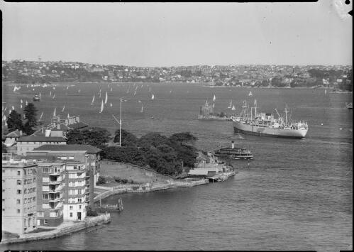 Sailing boats on the harbour, viewed from Kirribilli, Sydney Harbour, ca. 1945 [picture] / E.W. Searle