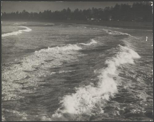 Surf at Manly Beach, Sydney, ca. 1935 [picture] / E.W. Searle