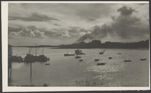 View of Bunnerong Power Station across Frenchman's Bay, La Perouse, Botany Bay, Sydney, ca. 1935, 2 [picture] / E.W. Searle