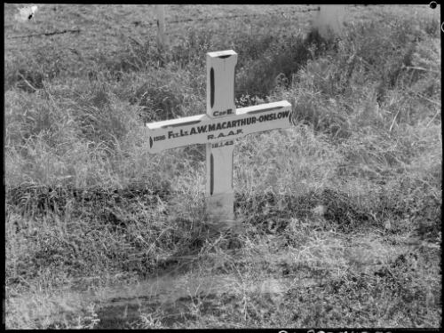 Grave marker for Flight Lieutenant A.W. Macarthur-Onslow, Tamworth, New South Wales, ca. 1949 [picture] / E.W. Searle