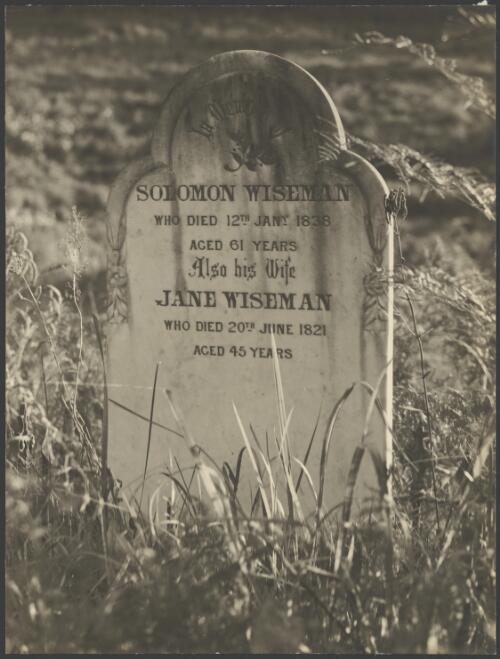 Close view of the gravestone of Solomon and Jane Wiseman, Wisemans Ferry, Hawkesbury River, New South Wales, ca. 1945 [picture] / E.W. Searle