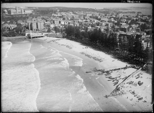 Aerial view of Australian Surf Championships, Manly, New South Wales, 1939, 3 [picture] / E.W. Searle