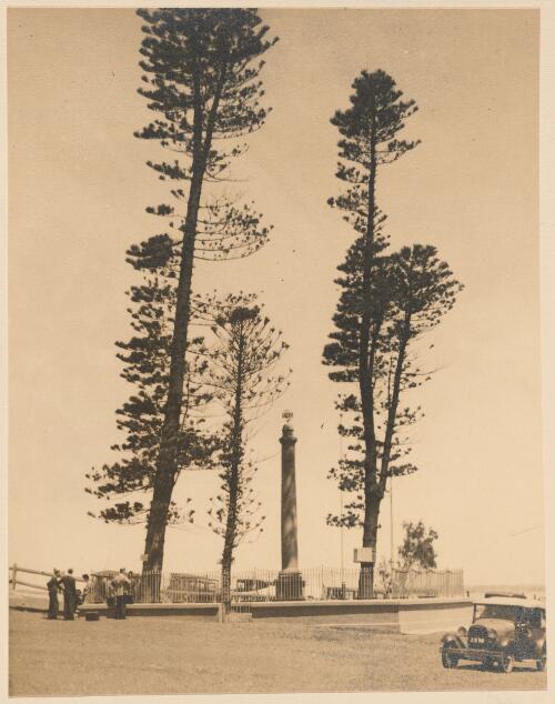 La Perouse monument, La Perouse, Botany Bay, New South Wales, ca. 1925, 2 [picture] / E.W. Searle