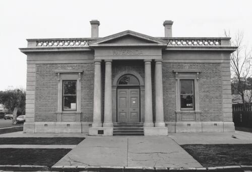 Court House, Dickson Street, formerly Shire Hall (1872). Echuca,1994 [picture] / photography by Raymond de Berquelle