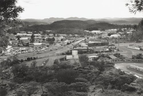 Panorama view of Alice Springs - north west over Stuart Highway industrial area [picture] / Bob Miller