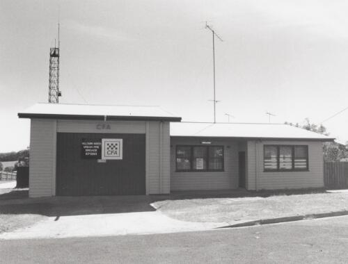 CFA Building, Yallourn. 1994 [picture] / John Werrett
