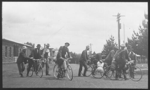 Unidentified group of shearers on bicycles [transparency] : miscellaneous glass slide / [John Flynn?]