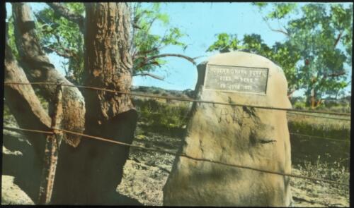 Monument to Robert O'Hara Burke [transparency] : a lantern slide used in lectures on all Australian Inland Mission activities, 1940- / [John Flynn?]