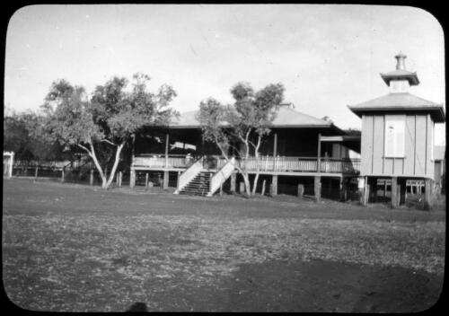 Hospital at Cloncurry, Queensland [transparency] : inland people and general scenes / [John Flynn?]