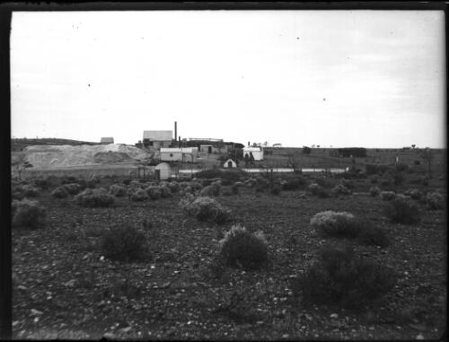 Distant view of settlement [picture] : an image used by the Australian Inland Mission at Dunbar, Cape York / [John Flynn?]