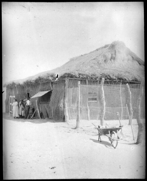 Thatch building, [Coopertown?] [transparency] : scenes in the Diamantina area and other general scenes / [John Flynn?]