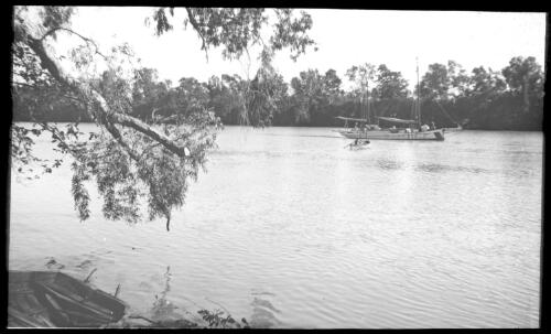 Boats on the Roper River [transparency] : scenes of Tennant Creek and the Northern Territory, Beltana, Oodnadatta, and other general scenes / [John Flynn?]