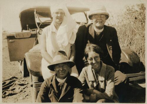 Sister Palmer, Reverend Barber, Reverend and Mrs Somerville, Halls Creek 1930 [picture] / [John Flynn?]