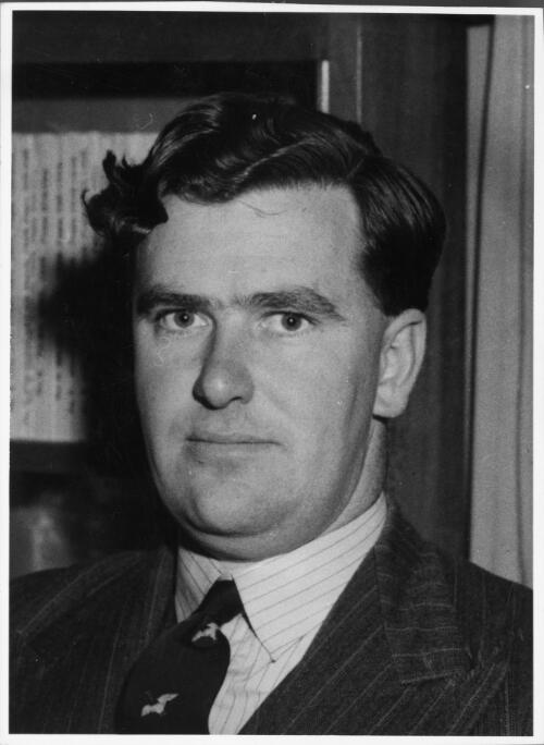 Portrait of Leslie Finlay Crisp, Professor of Political Science, Australian National University, 1960s [picture] / L.J. Dwyer