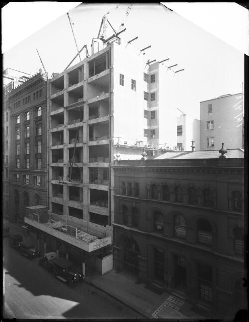 Commonwealth loans office construction next to Australian Commonwealth Line of Steamers building [picture] / A.G. Foster
