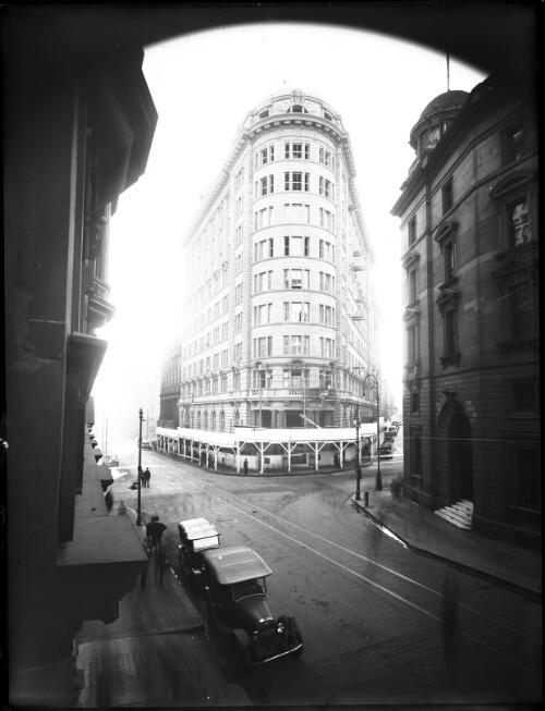 Sydney Morning Herald building construction [picture] / A.G. Foster