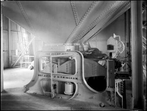 Weighing machine used at the silos on Glebe Island, New South Wales [3] [picture] / A.G. Foster