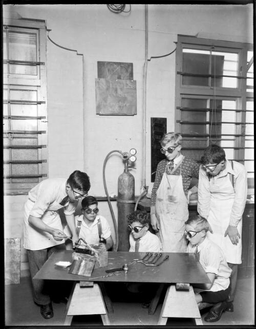 Group of students at [braze] welding class in school [picture] / A.G. Foster