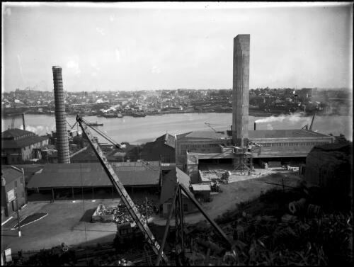 Construction of the Pyrmont incinerator, [1] [picture] / A.G. Foster