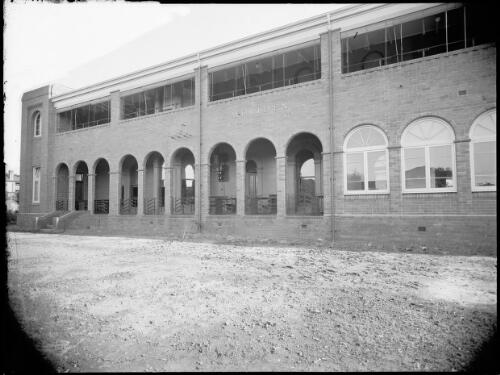 Exterior view of the Meriden Church of England school for girls, Strathfield [picture] / A.G. Foster