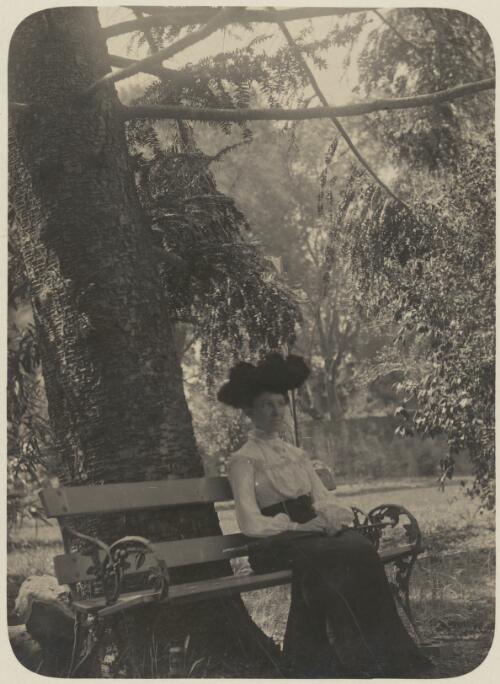 Portrait of Mathilde Elizabeth Deane, ca. 1900s [picture]