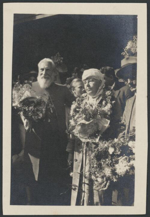Charles Webster Leadbeater and Annie Besant on her arrival in Sydney, May 1922 [picture]