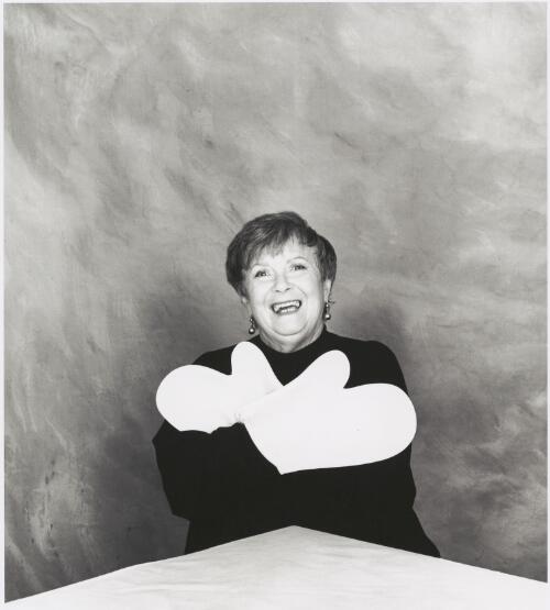 Portrait of Margaret Fulton, 1993 [picture] / Greg Barrett