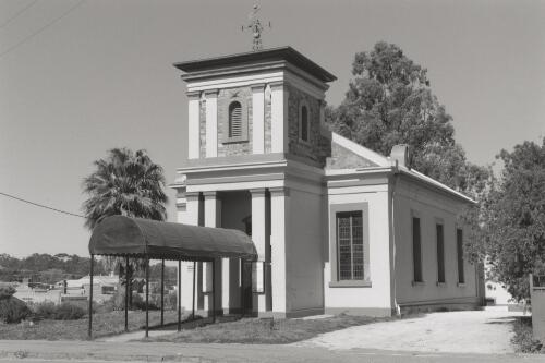 Formerly St Andrew's Presbyterian Church, 1855/6, now disused restaurant/nightclub, Gawler [picture] / Peter Mathew