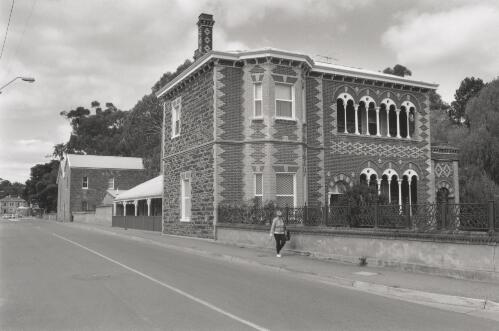 Tortola House, 1867 - now Methodist Church Manse, Gawler [picture] / Peter Mathew