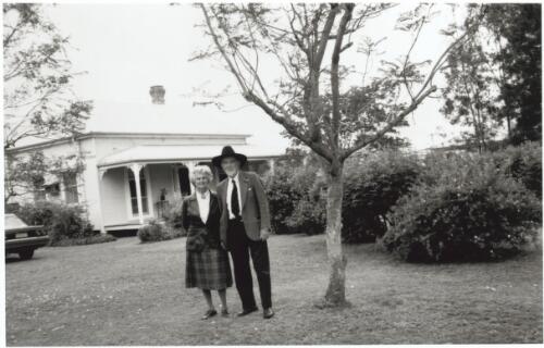 Dymphna  and Manning Clark, at the home of Arch Gray, Scone, New South Wales, 12 November 1989 [picture]