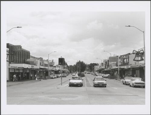 Queanbeyan : Monaro Street - Crawford Street crossing towards S Canberra [picture]