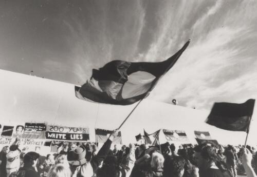 Aboriginal protesters at the opening of Parliament House, Canberra, 1988 [picture] / Darryl Gregory