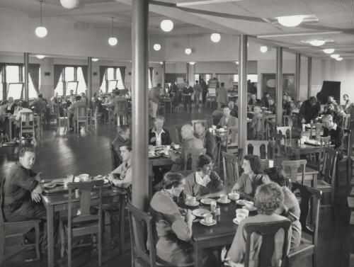 The workers canteen  APPM, Burnie, Tasmania for Campbell Advertising Melbourne, 1956 [picture] / Wolfgang Sievers