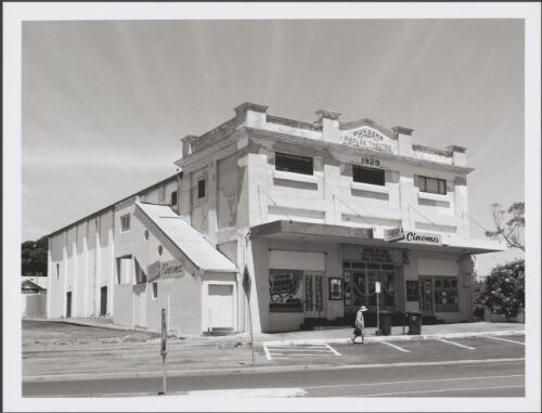 Flinders Theatre Cinema built in 1929 Port Lincoln [picture] / Brendan Bell