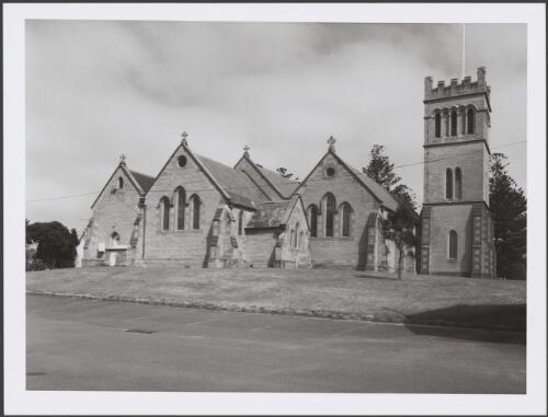 Christ's Church Church of England. N. Billings architect 1854-6, tower architect Kerr (1882).  Henna Street, Warrnambool. 15/2/1997 [picture] / Robert Deane