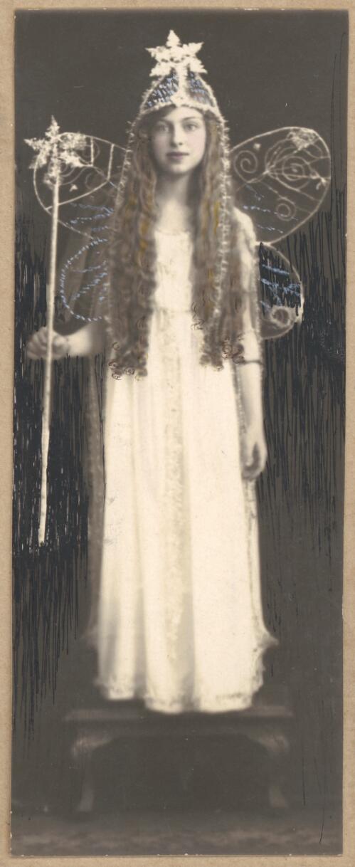 Portrait of Nuri Mass as the Fairy Queen [picture]