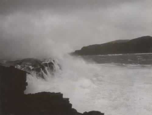 Huge waves pounding the rocks lining Atlas Cove, Heard Island, Antarctica, 1948 [picture] / A. Campbell-Drury