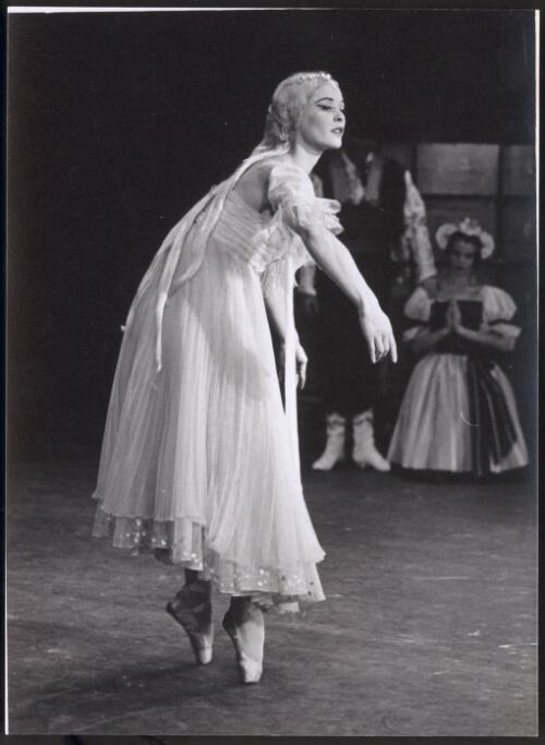 Janet Karin, Prayer, in the Australian Ballet production of Coppelia [2] [picture] / Derek S. Duparcq