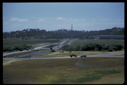 Kings Avenue Bridge and Kings Avenue completed, Canberra [transparency] / Richard Clough