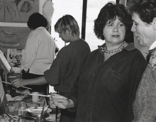 Pip Creasy, community art teacher with a class at her studio outside Braidwood, New South Wales, July 1997 [picture] / Terry Milligan