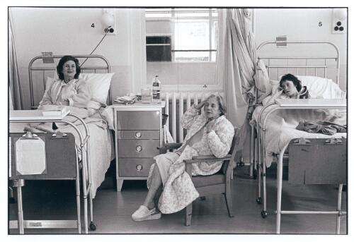 Queen Victoria Hospital, Melbourne patients [picture] / Ruth Maddison