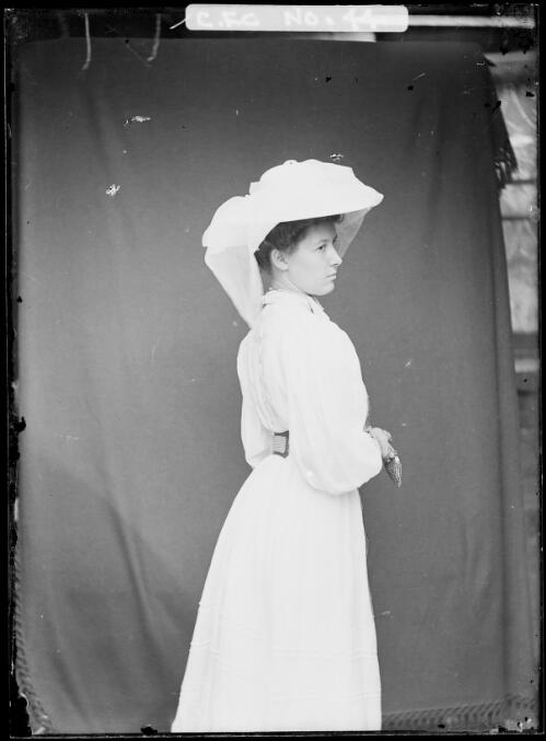 Winifred Cazneaux in veiled hat at Freeman's Studio, Sydney, ca. 1905 [picture] / Harold Cazneux