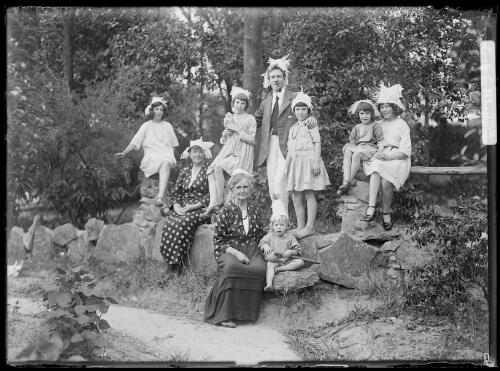 The Cazneaux family and a woman with baby Harold in backyard at Ambleside, Roseville, New South Wales, 1921 [picture]