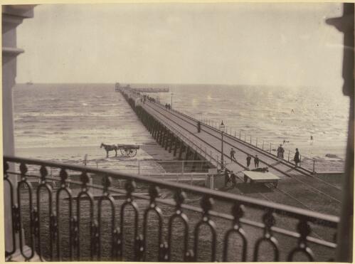 Largs Bay jetty [picture]