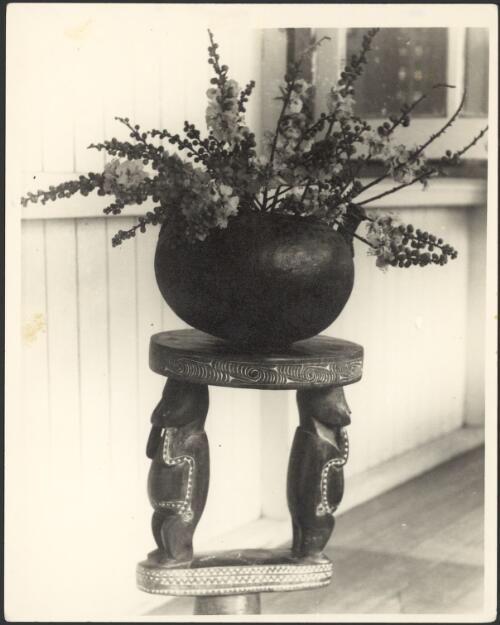 New Guinea flowers in a New Guinea pot on a Trobriand Island stool, New Guinea, ca. 1929 [picture] / Sarah Chinnery